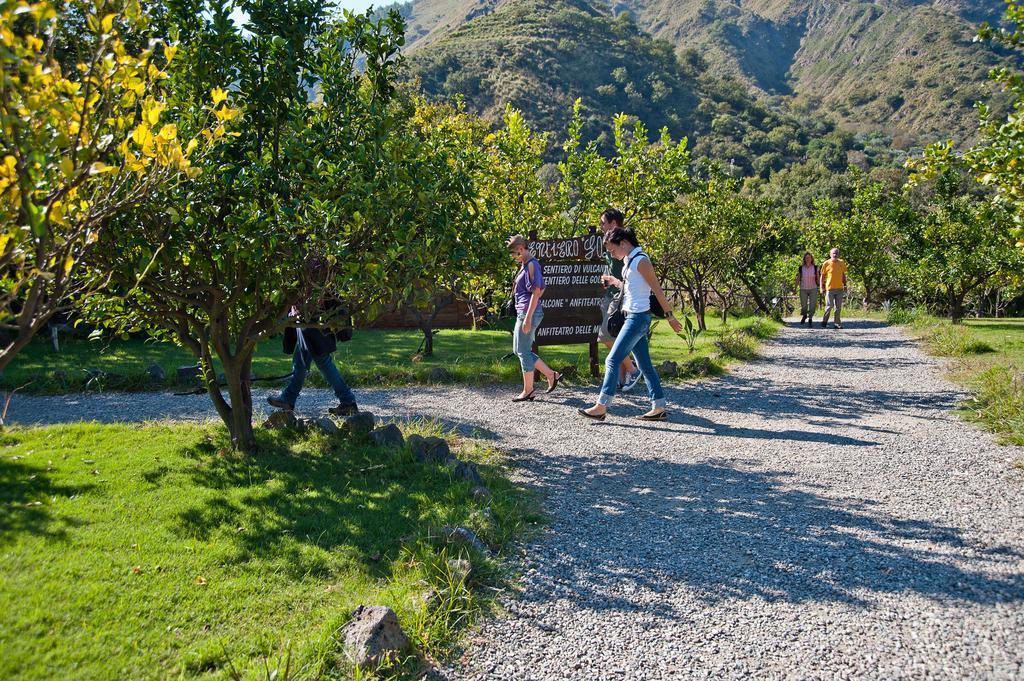 Glamping Alcantara Motta Camastra