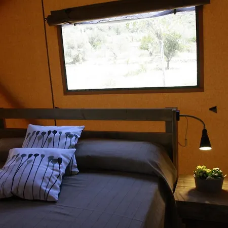 Glamping Alcantara Motta Camastra Exterior photo